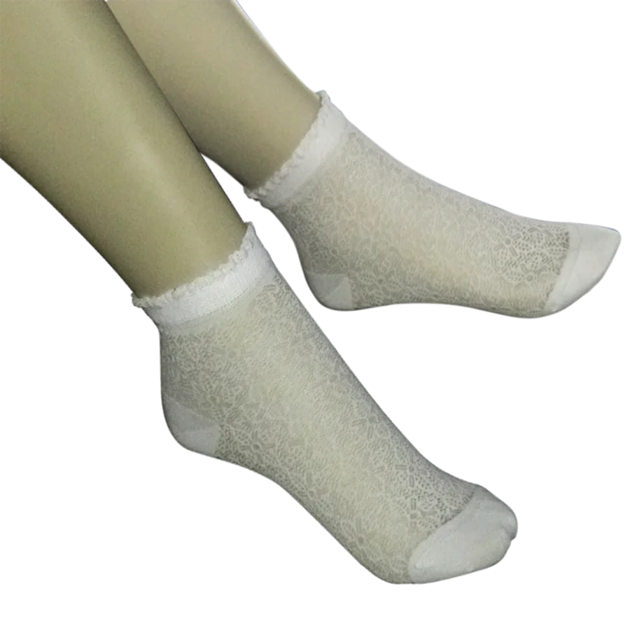 Fine Lace Ruffle from the Sample Socks Beauty collection